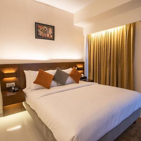 Jatra Flagship Khulna City Centre Eksteriør billede