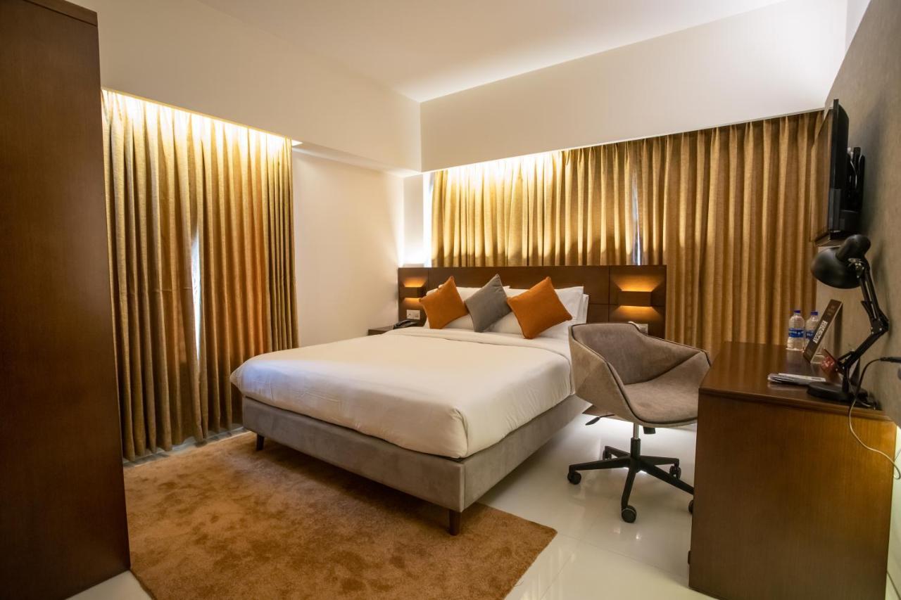 Jatra Flagship Khulna City Centre Eksteriør billede